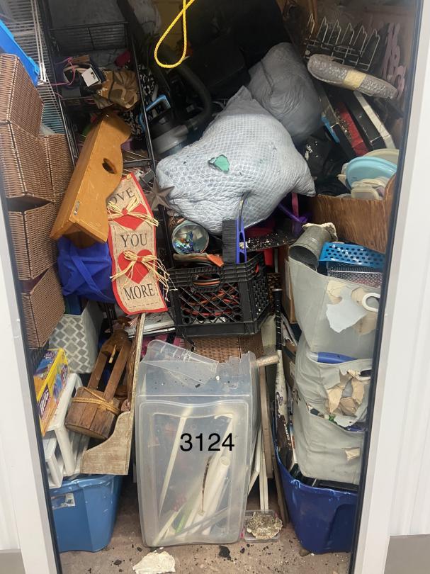 Storage Unit Auction in Youngstown, OH at UHaul Moving & Storage of